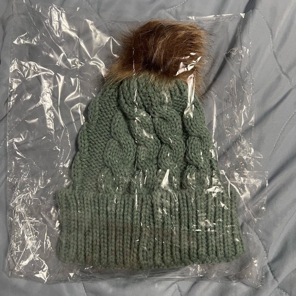 NEW in bag teal knit beanie with pom